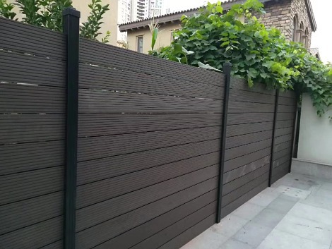 瀘水塑木地板工程案例